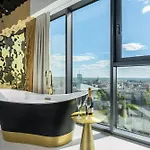 Apartment Goldstar Apartament- Wanna Z Widokiem, 19 Pietro, Hanza Tower