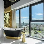 Goldstar Apartament- Wanna Z Widokiem, 19 Pietro, Hanza Tower Apartment Szczecin