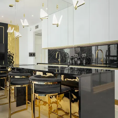 Goldstar Apartament- Wanna Z Widokiem, 19 Pietro, Hanza Tower 아파트 *