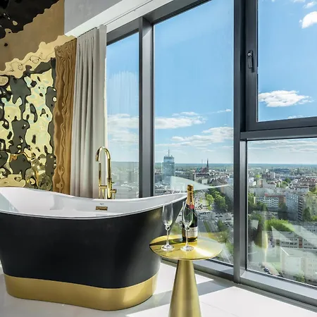 דירה Goldstar Apartament- Wanna Z Widokiem, 19 Pietro, Hanza Tower