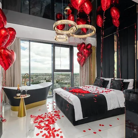 Goldstar Apartament- Wanna Z Widokiem, 19 Pietro, Hanza Tower Διαμέρισμα